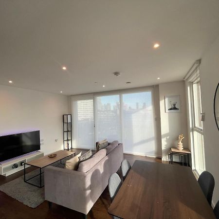 Immaculate 2Bed Apartment In London- City Views エクステリア 写真