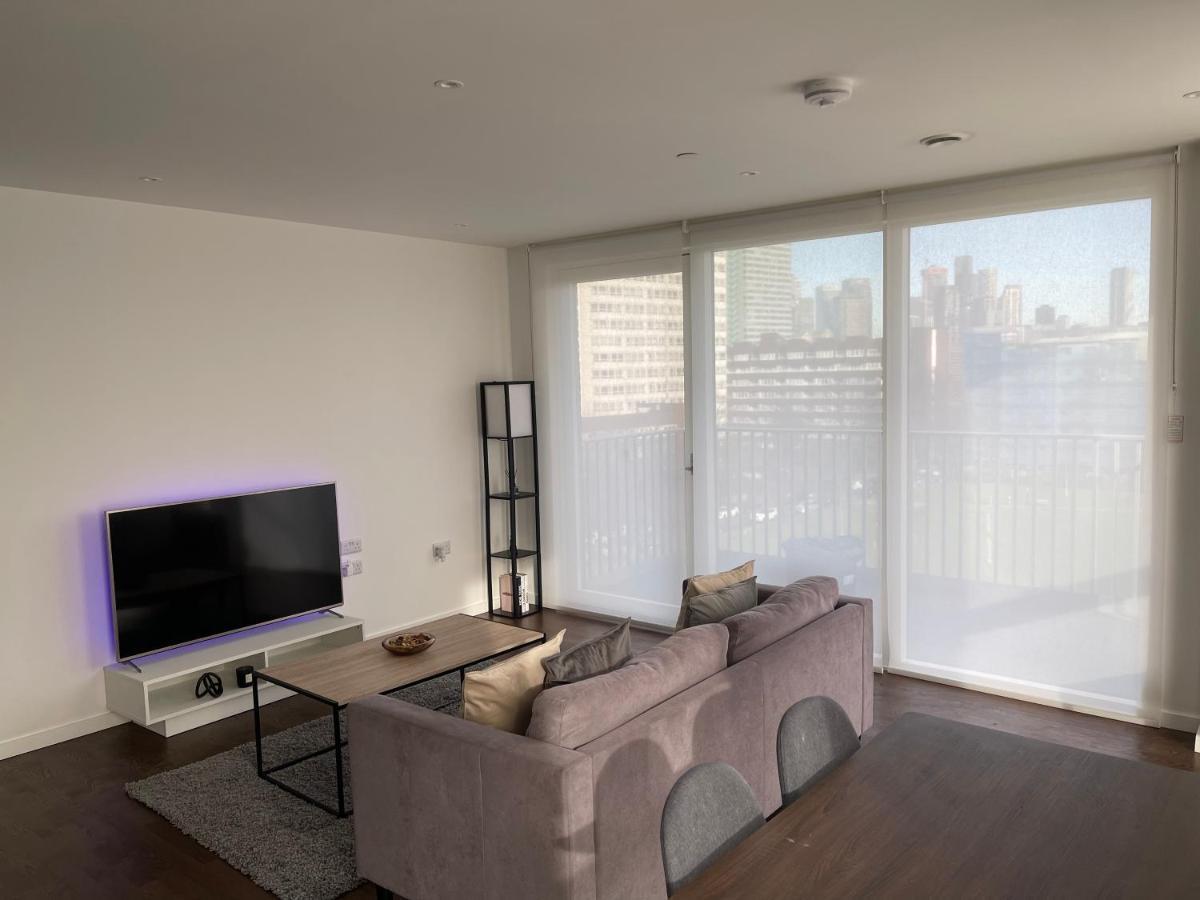 Immaculate 2Bed Apartment In London- City Views エクステリア 写真