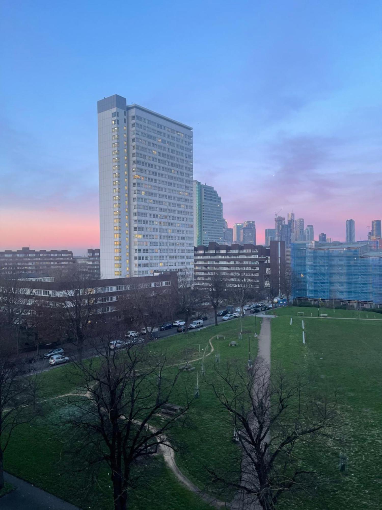 Immaculate 2Bed Apartment In London- City Views エクステリア 写真